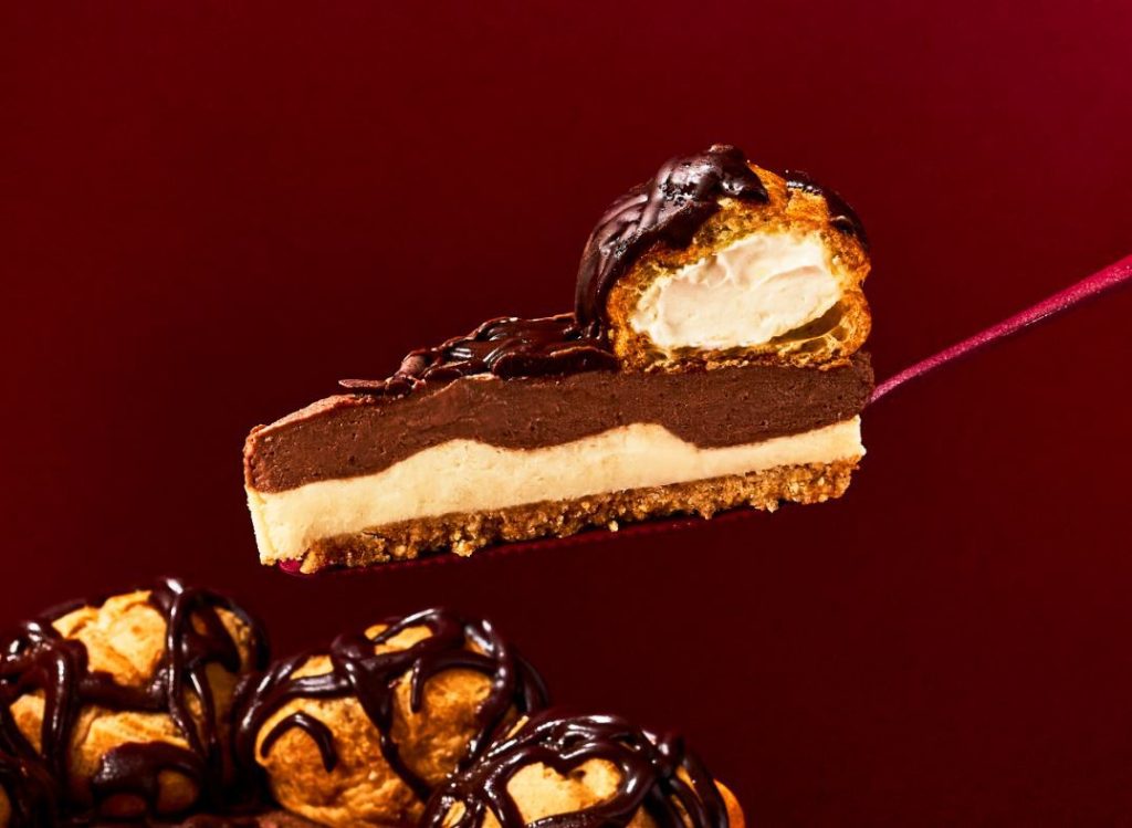 Profiterole cheesecake